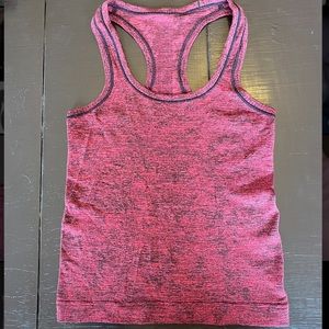 Lululemon swiftly tech race length tank top